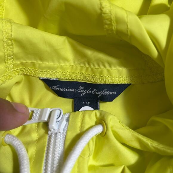 American Eagle Neon Yellow Windbreaker Jacket Women’s Small Zip Pockets Y2K W06 - Picture 3 of 6